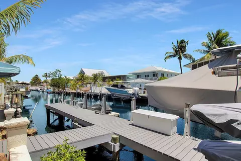 105 2nd Ln, Key Largo, FL 33037 photo 6