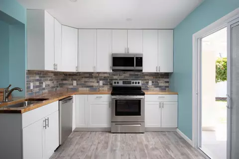 Kitchen - 3700 Northside Dr, Key West, FL 33040 photo 2 of 5