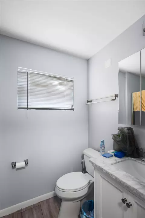 Bath - 3700 Northside Dr, Key West, FL 33040 photo 3 of 4