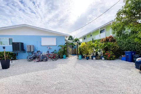 611 8th St #KEY colony, Key Colony Beach, FL 33051