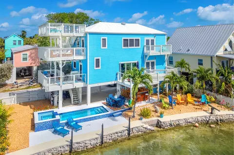 6 Shore Dr, Key West, FL 33040