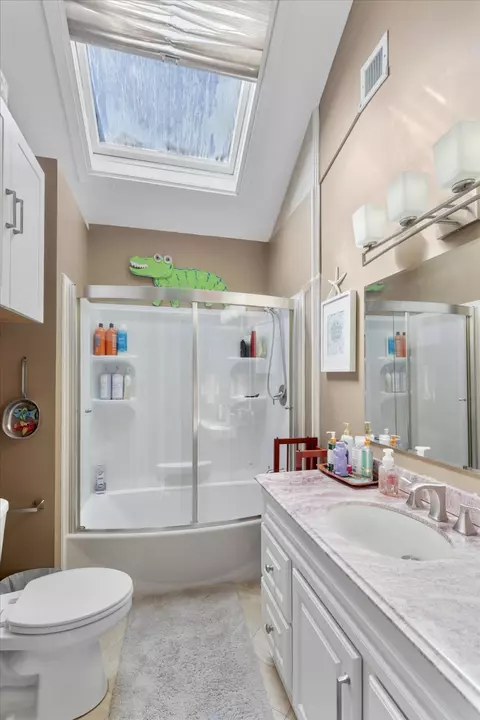 Bath - 3704 Eagle Ave, Key West, FL 33040 photo 1 of 1