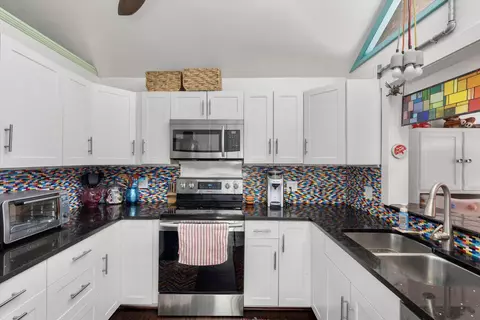 Kitchen - 3704 Eagle Ave, Key West, FL 33040 photo 1 of 3