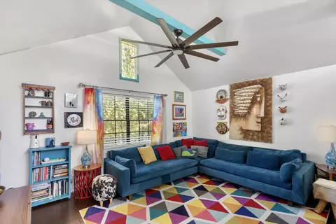 Living - 3704 Eagle Ave, Key West, FL 33040 photo 2 of 3