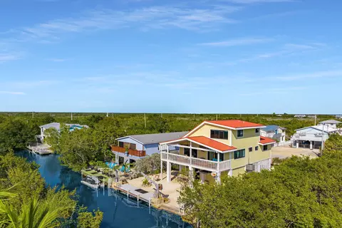 View/Area - 3686 Gulfstream St, Big Pine Key, FL 33043 photo 9 of 12