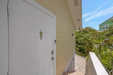 Entry Way - 9 Jade Dr, Key West, FL 33040 photo 1 of 3