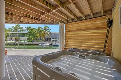 Exterior - 9 Jade Dr, Key West, FL 33040 photo 14 of 18