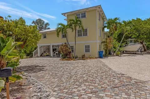 Exterior - 9 Jade Dr, Key West, FL 33040 photo 3 of 18