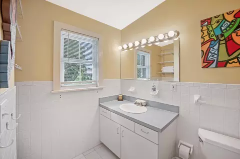 Bath - 9 Jade Dr, Key West, FL 33040 photo 5 of 6