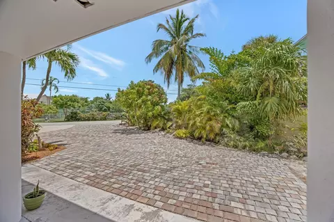 Exterior - 9 Jade Dr, Key West, FL 33040 photo 11 of 18