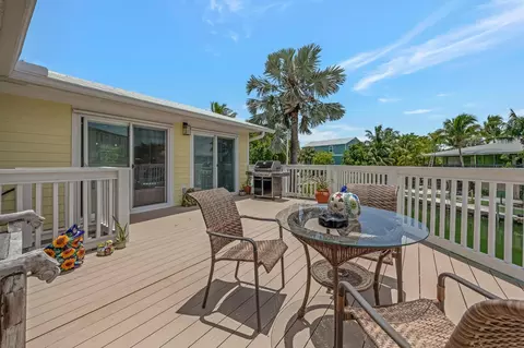 Exterior - 9 Jade Dr, Key West, FL 33040 photo 17 of 18
