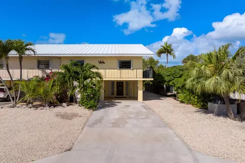 391 10th St #KEY colony, Key Colony Beach, FL 33051
