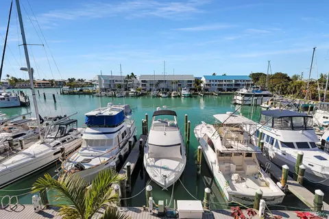97 Coco Plum Dr #A-17, Marathon, FL 33050