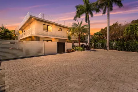 292 Woods Ave, Tavernier, FL 33070