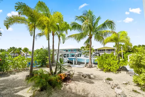 Exterior - 130 Lorelane Pl, Key Largo, FL 33037 photo 12 of 21