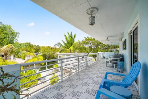 Exterior - 130 Lorelane Pl, Key Largo, FL 33037 photo 6 of 21