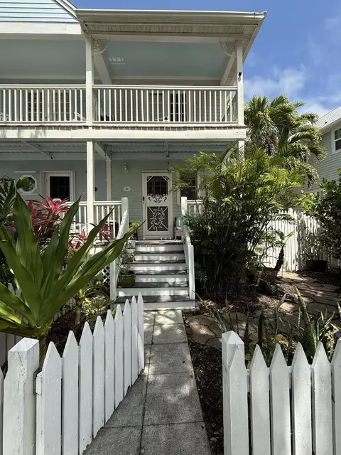 81 Golf Club Dr, Key West, FL 33040