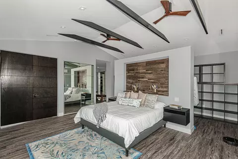 Bedroom - 68 Mutiny Pl, Key Largo, FL 33037 photo 10 of 10