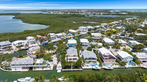View/Area - 247 Apache St, Plantation Key, FL 33036 photo 13 of 13