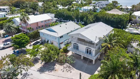 View/Area - 247 Apache St, Plantation Key, FL 33036 photo 4 of 13