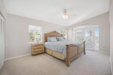 Bedroom - 247 Apache St, Plantation Key, FL 33036 photo 9 of 11