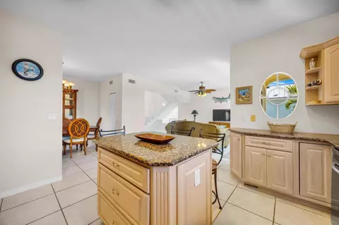 Kitchen - 247 Apache St, Plantation Key, FL 33036 photo 3 of 4