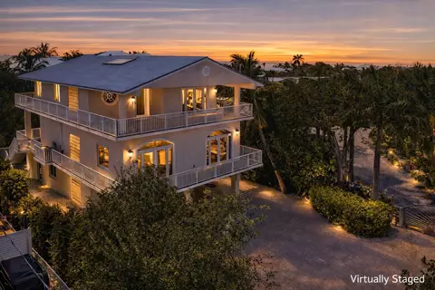 Exterior - 247 Apache St, Plantation Key, FL 33036 photo 1 of 28