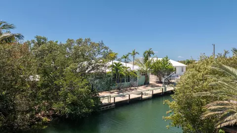 View/Area - 21025 3rd Ave, Cudjoe Key, FL 33042 photo 4 of 8