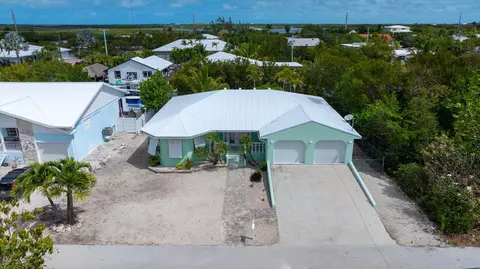 View/Area - 21025 3rd Ave, Cudjoe Key, FL 33042 photo 7 of 8