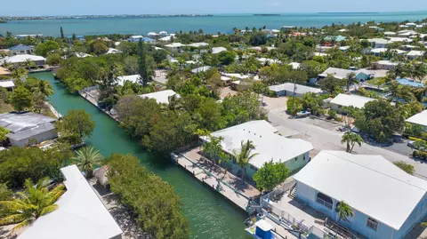View/Area - 21025 3rd Ave, Cudjoe Key, FL 33042 photo 2 of 8