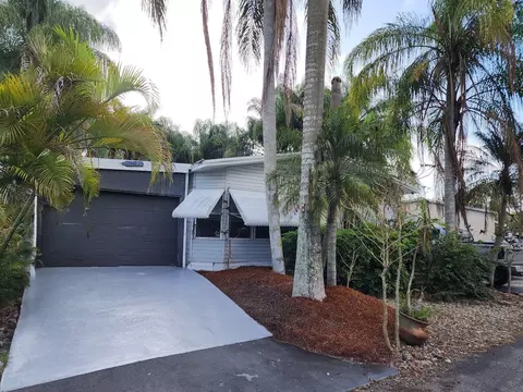 35250 SW 177th Ct UNIT 19, Homestead, FL 33034