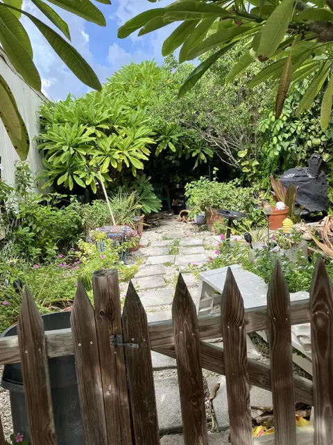 330 Spica Ln, Key West, FL 33040