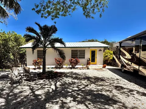 30375 Oleander Blvd, Big Pine Key, FL 33043