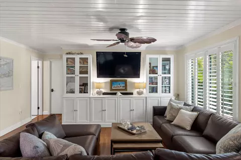 Living - 5 Emerald Dr, Key West, FL 33040 photo 1 of 4