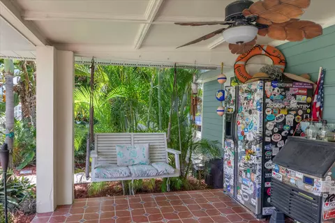 Exterior - 5 Emerald Dr, Key West, FL 33040 photo 5 of 13