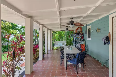 Exterior - 5 Emerald Dr, Key West, FL 33040 photo 3 of 13