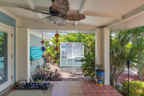 Exterior - 5 Emerald Dr, Key West, FL 33040 photo 6 of 13