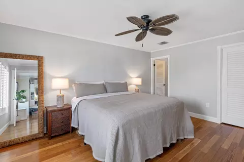 Bedroom - 5 Emerald Dr, Key West, FL 33040 photo 1 of 10