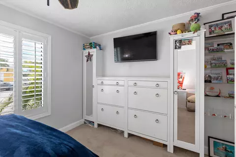 Bedroom - 5 Emerald Dr, Key West, FL 33040 photo 8 of 10