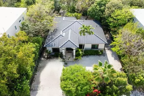 6 Fishermans Trl, Key Largo, FL 33037