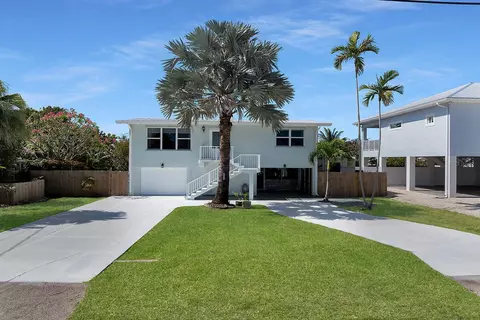 8083 Bonito Dr, Marathon, FL 33050