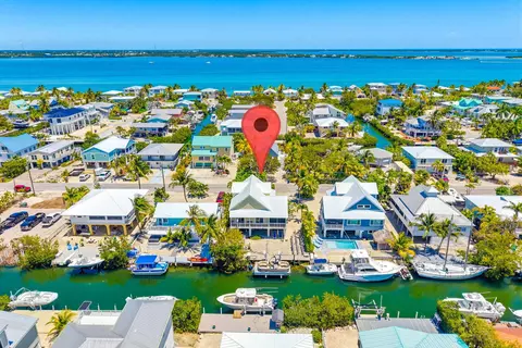 612 Blackbeard Rd, Little Torch Key, FL 33042
