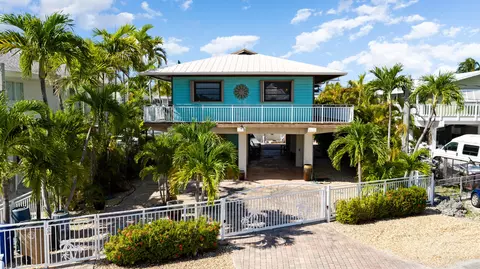 205 Dexter Ct, Tavernier, FL 33070