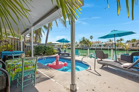 351 8th St, Key Colony, FL 33051