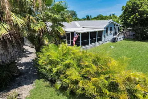 30461 Poinciana Rd, Big Pine Key, FL 33043