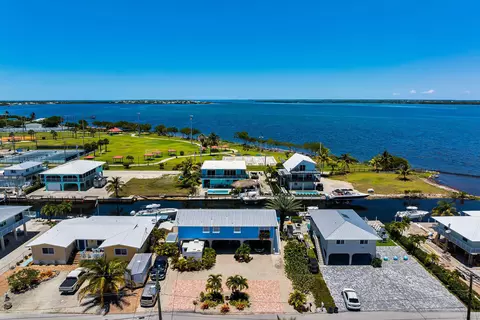 31135 Hollerich Dr, Big Pine Key, FL 33043