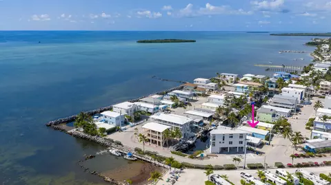 205 Humpty Dumpty Dr, Key Largo, FL 33037
