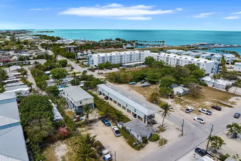245 41st St, Marathon, FL 33050