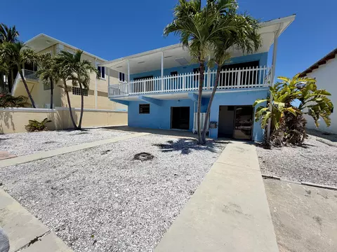 324 S Airport Dr, Summerland Key, FL 33042