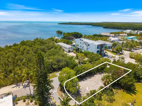 0 Seaside Ave, Key Largo, FL 33037 photo 2